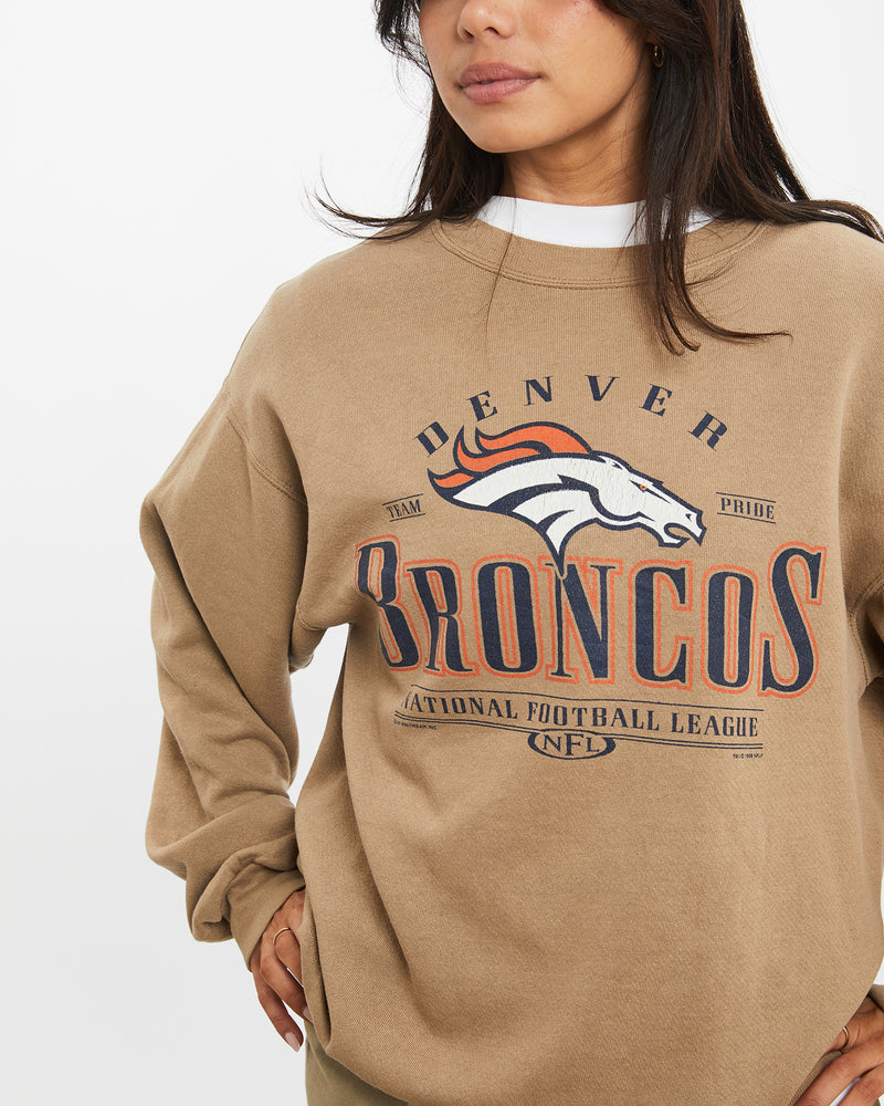 Vintage 1999 NFL Denver Broncos Sweatshirt <br>M