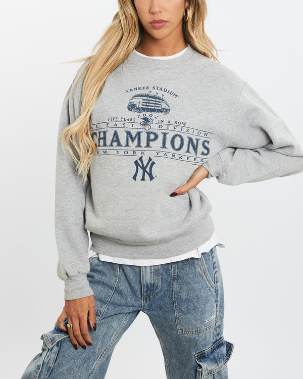 Vintage MLB New York Yankees Sweatshirt <br>XXS , The Real Deal , newtown, sydney, australia, thrift store, opshop, preloved, secondhand, sustainable, retro, antique, 70s, 80s, 90s, 2000s, 00s, fashion, clothing, streetwear, trendy, garment, style, boutique, store, shop, archive, sale, cheap, best, top