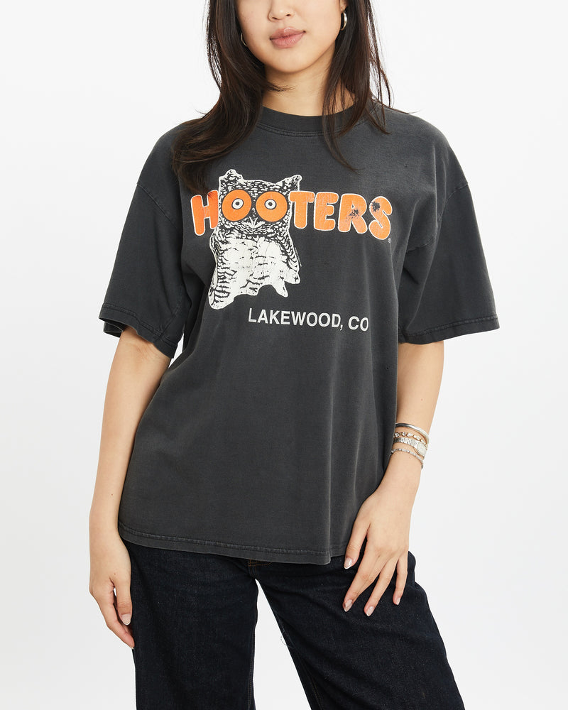 Vintage Hooters Tee <br>S