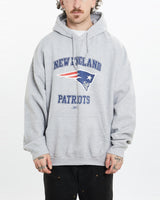 Vintage Reebok NFL New England Patriots Hooded Sweatshirt <br>L