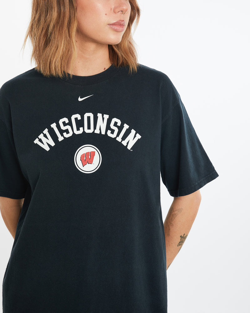 Vintage Nike NCAA Wisconsin Badgers Tee <br>M