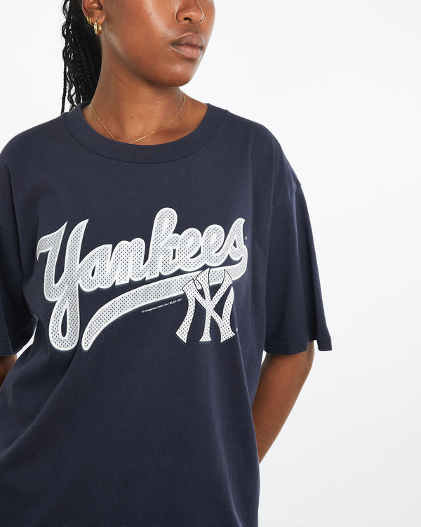 Vintage MLB New York Yankees Tee <br>L , The Real Deal , newtown, sydney, australia, thrift store, opshop, preloved, secondhand, sustainable, retro, antique, 70s, 80s, 90s, 2000s, 00s, fashion, clothing, streetwear, trendy, garment, style, boutique, store, shop, archive, sale, cheap, best, top