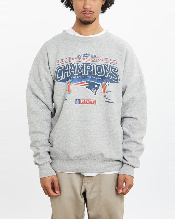 Vintage NFL New England Patriots Sweatshirt <br>M