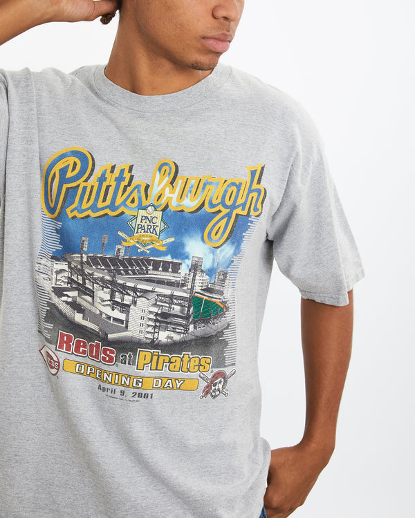 Vintage MLB Reds vs Pirates Tee <br>XL