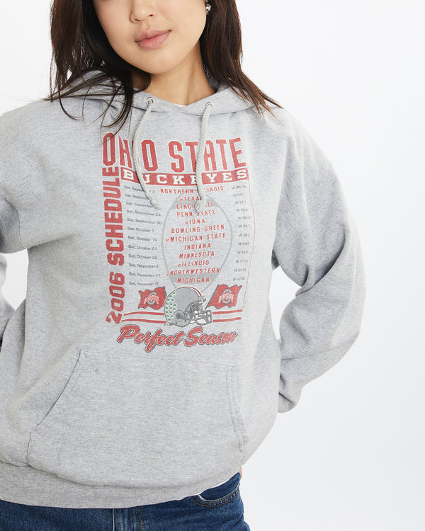 Vintage NCAA Ohio State Buckeyes Hooded Sweatshirt <br>S