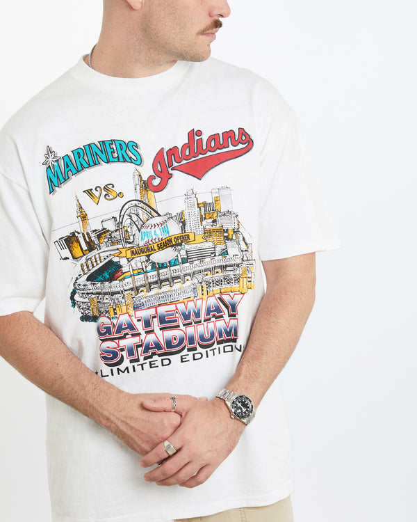 Vintage 1994 MLB Mariners vs Indians Tee <br>L