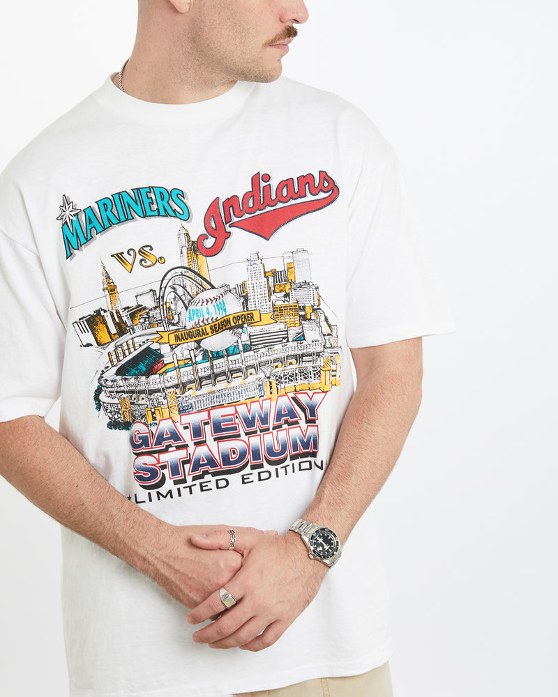 Vintage 1994 MLB Mariners vs Indians Tee <br>L