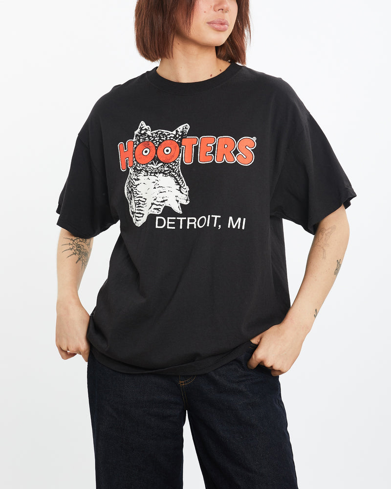 Vintage Hooters Tee <br>L