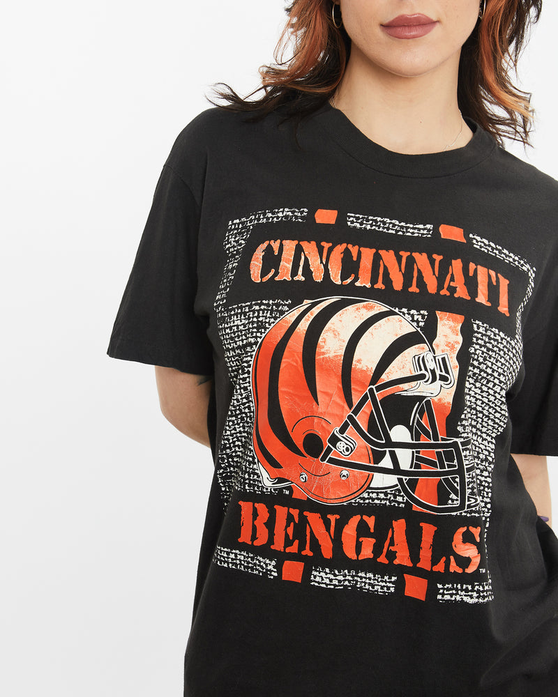 Vintage 90s NFL Cincinnati Bengals Tee <br>M , The Real Deal , newtown, sydney, australia, thrift store, opshop, preloved, secondhand, sustainable, retro, antique, 70s, 80s, 90s, 2000s, 00s, fashion, clothing, streetwear, trendy, garment, style, boutique, store, shop, archive, sale, cheap, best, top