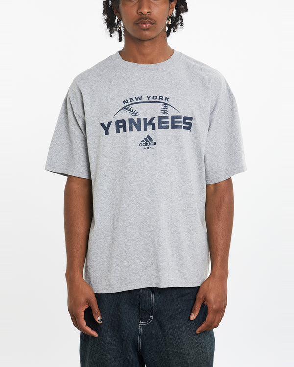 Vintage Adidas MLB New York Yankees Tee <br>L