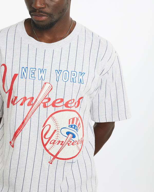 Vintage 1995 MLB New York Yankees Tee <br>L , The Real Deal , newtown, sydney, australia, thrift store, opshop, preloved, secondhand, sustainable, retro, antique, 70s, 80s, 90s, 2000s, 00s, fashion, clothing, streetwear, trendy, garment, style, boutique, store, shop, archive, sale, cheap, best, top