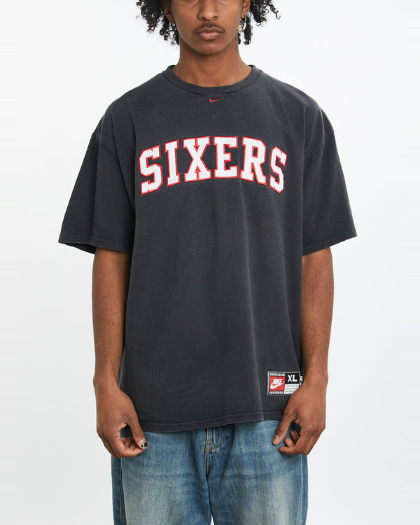 Vintage 90s Nike NBA Philadelphia 76ers Tee <br>L