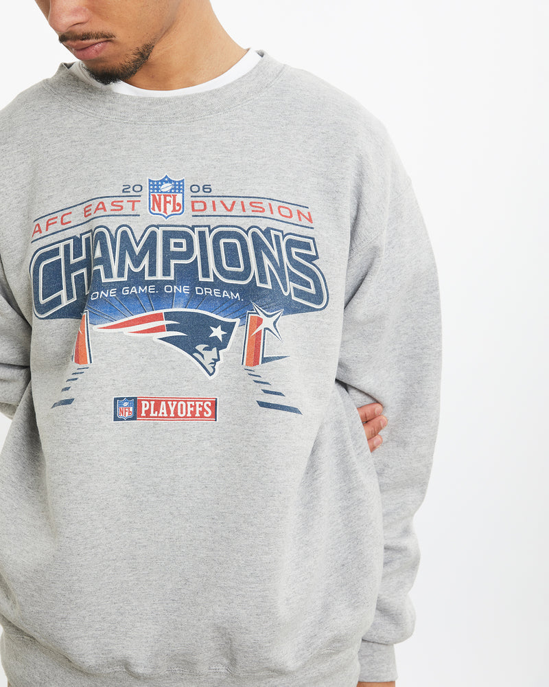 Vintage NFL New England Patriots Sweatshirt <br>M