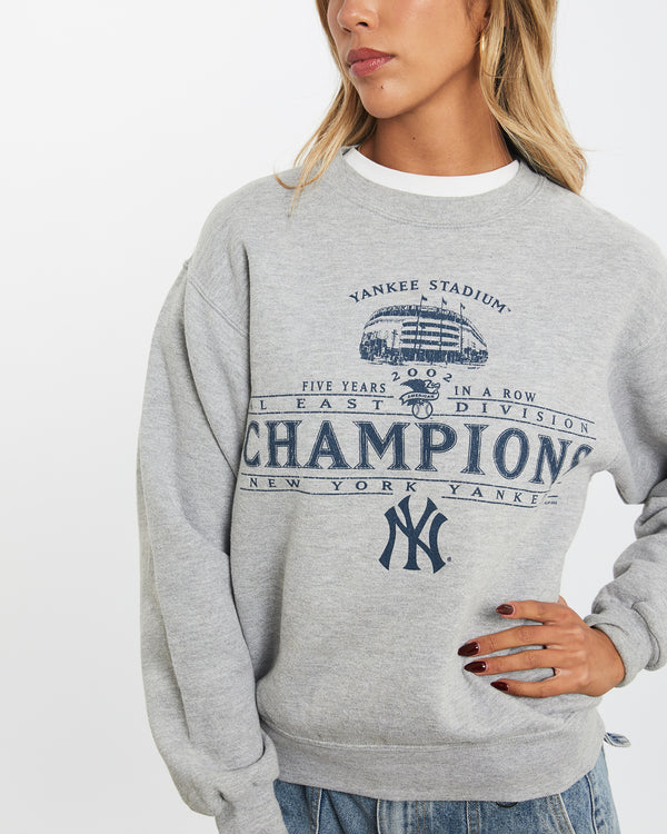 Vintage MLB New York Yankees Sweatshirt <br>XXS , The Real Deal , newtown, sydney, australia, thrift store, opshop, preloved, secondhand, sustainable, retro, antique, 70s, 80s, 90s, 2000s, 00s, fashion, clothing, streetwear, trendy, garment, style, boutique, store, shop, archive, sale, cheap, best, top