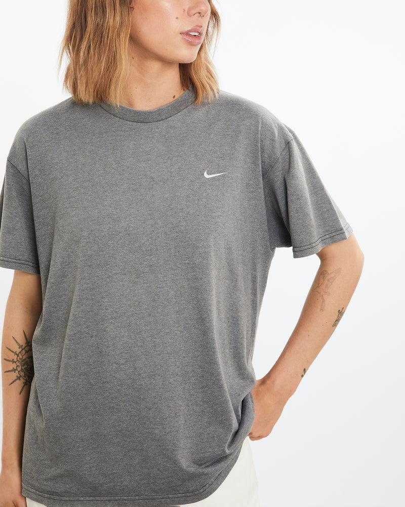 Vintage Nike Tee <br>M , The Real Deal , newtown, sydney, australia, thrift store, opshop, preloved, secondhand, sustainable, retro, antique, 70s, 80s, 90s, 2000s, 00s, fashion, clothing, streetwear, trendy, garment, style, boutique, store, shop, archive, sale, cheap, best, top