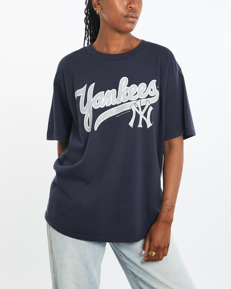 Vintage MLB New York Yankees Tee <br>L , The Real Deal , newtown, sydney, australia, thrift store, opshop, preloved, secondhand, sustainable, retro, antique, 70s, 80s, 90s, 2000s, 00s, fashion, clothing, streetwear, trendy, garment, style, boutique, store, shop, archive, sale, cheap, best, top