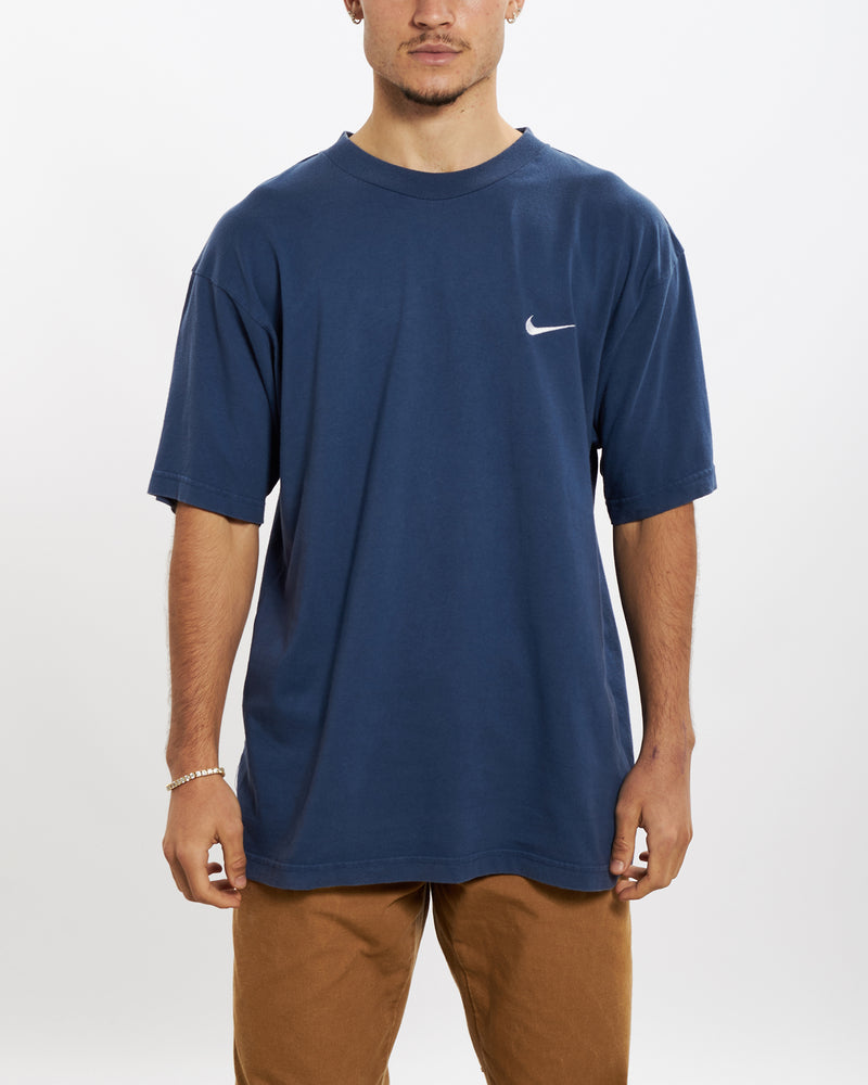 Vintage 90s Nike Heavyweight 'Mini Swoosh' Tee <br>L