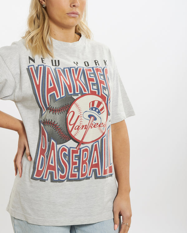 Vintage 90s New York Yankees Tee <br>M , The Real Deal , newtown, sydney, australia, thrift store, opshop, preloved, secondhand, sustainable, retro, antique, 70s, 80s, 90s, 2000s, 00s, fashion, clothing, streetwear, trendy, garment, style, boutique, store, shop, archive, sale, cheap, best, top