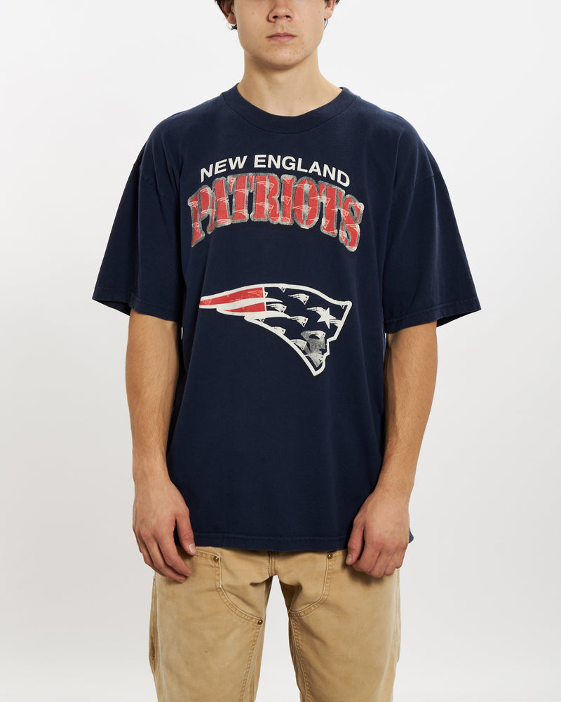 Vintage 90s NFL New England Patriots Tee <br>L