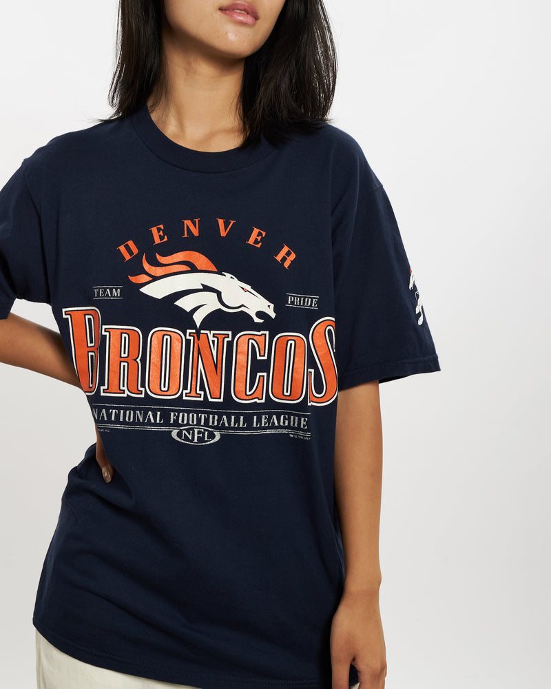 Vintage 1999 NFL Denver Broncos Tee <br>M , The Real Deal , newtown, sydney, australia, thrift store, opshop, preloved, secondhand, sustainable, retro, antique, 70s, 80s, 90s, 2000s, 00s, fashion, clothing, streetwear, trendy, garment, style, boutique, store, shop, archive, sale, cheap, best, top