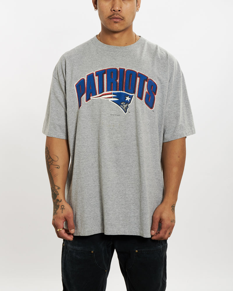 Vintage 1999 NFL New England Patriots Tee <br>XL , The Real Deal , newtown, sydney, australia, thrift store, opshop, preloved, secondhand, sustainable, retro, antique, 70s, 80s, 90s, 2000s, 00s, fashion, clothing, streetwear, trendy, garment, style, boutique, store, shop, archive, sale, cheap, best, top