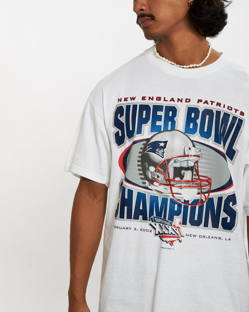 Vintage NFL New England Patriots 'Super Bowl' Tee <br>L , The Real Deal , newtown, sydney, australia, thrift store, opshop, preloved, secondhand, sustainable, retro, antique, 70s, 80s, 90s, 2000s, 00s, fashion, clothing, streetwear, trendy, garment, style, boutique, store, shop, archive, sale, cheap, best, top