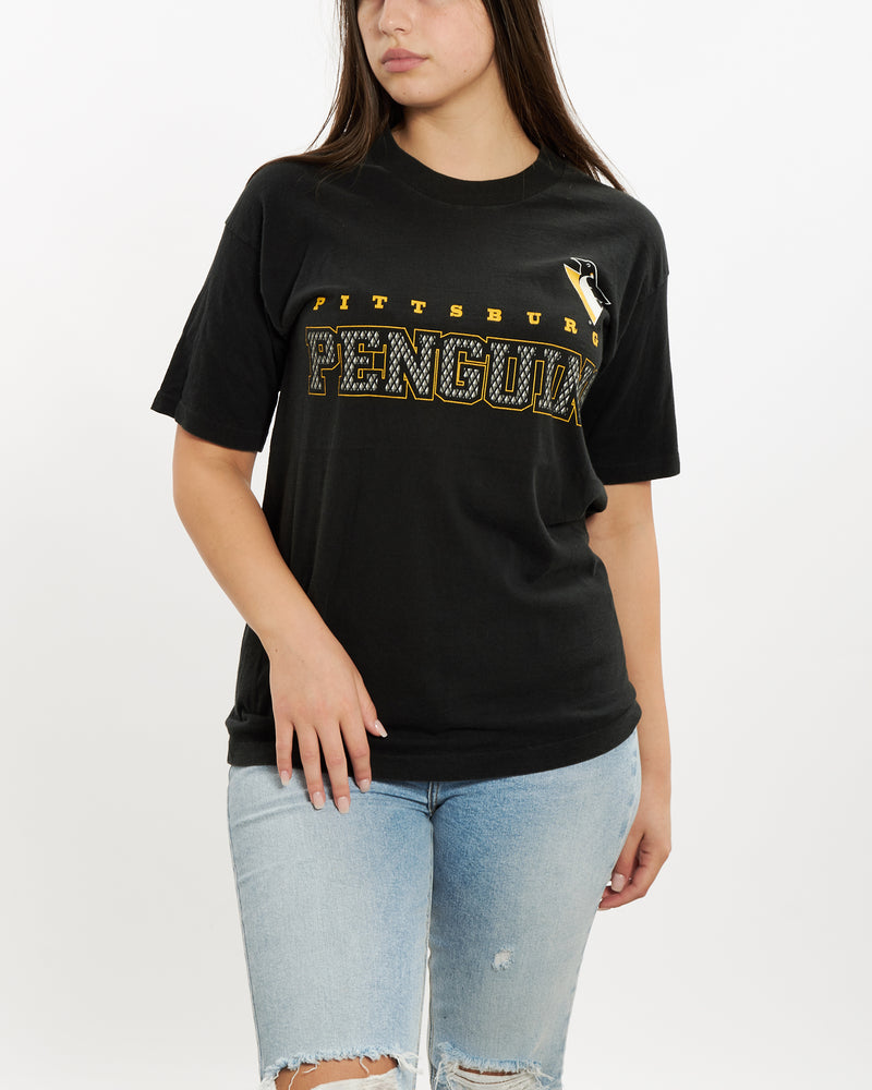 Vintage 90s NHL Pittsburgh Penguins Tee <br>M