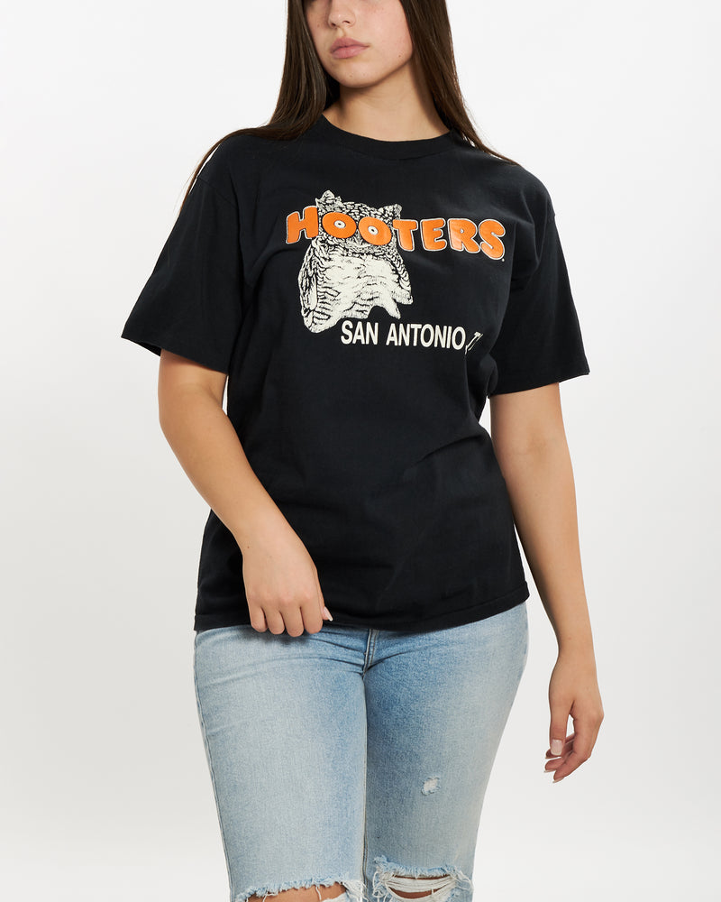 Vintage Hooters 'San Antonio, Tx' Tee <br>M