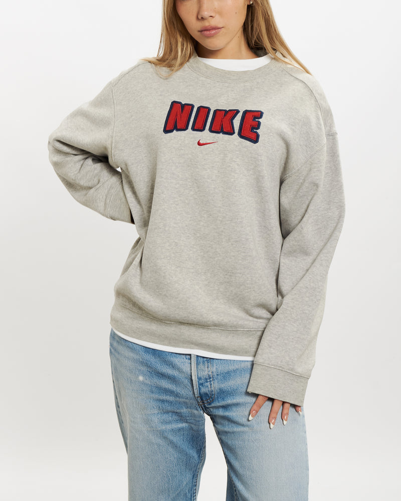 Vintage Nike Sweatshirt <br>S , The Real Deal , newtown, sydney, australia, thrift store, opshop, preloved, secondhand, sustainable, retro, antique, 70s, 80s, 90s, 2000s, 00s, fashion, clothing, streetwear, trendy, garment, style, boutique, store, shop, archive, sale, cheap, best, top