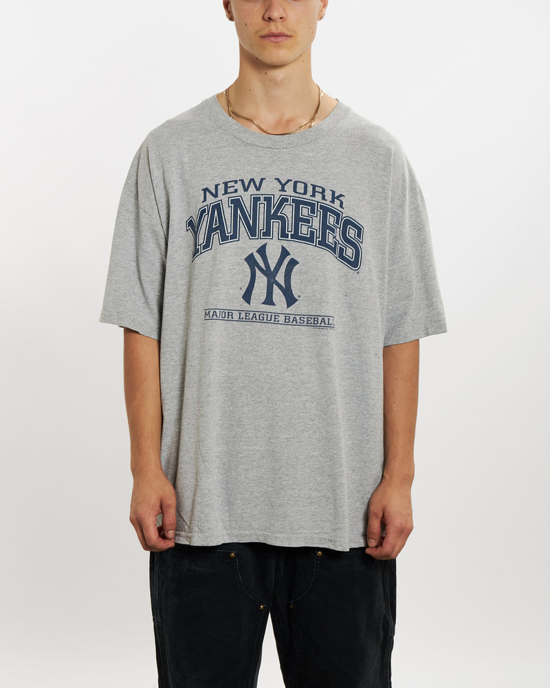 Vintage MLB New York Yankees Tee <br>L