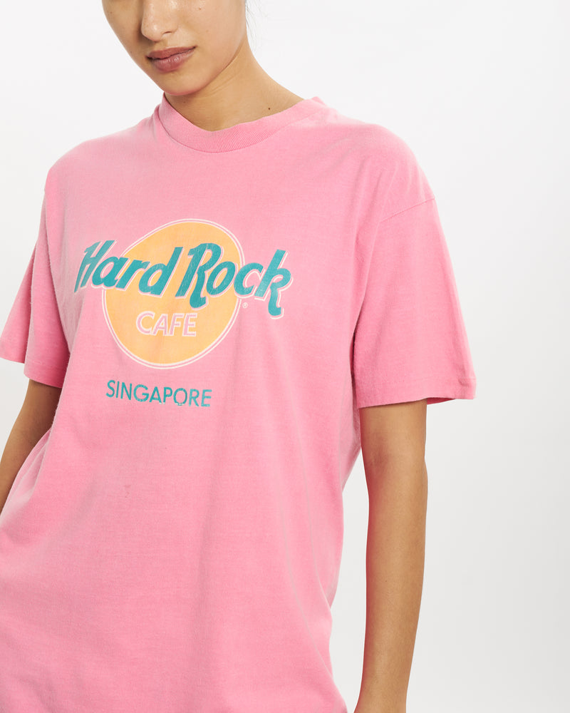 Vintage 90s Hard Rock Cafe 'Singapore' Tee <br>M