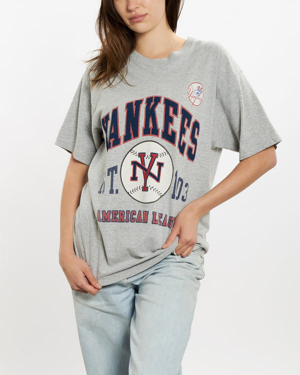 Vintage 1997 MLB New York Yankees Tee <br>L , The Real Deal , newtown, sydney, australia, thrift store, opshop, preloved, secondhand, sustainable, retro, antique, 70s, 80s, 90s, 2000s, 00s, fashion, clothing, streetwear, trendy, garment, style, boutique, store, shop, archive, sale, cheap, best, top