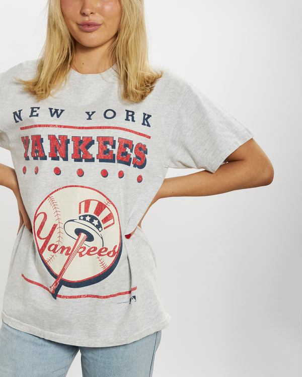 Vintage 1992 MLB New York Yankees Tee <br>M , The Real Deal , newtown, sydney, australia, thrift store, opshop, preloved, secondhand, sustainable, retro, antique, 70s, 80s, 90s, 2000s, 00s, fashion, clothing, streetwear, trendy, garment, style, boutique, store, shop, archive, sale, cheap, best, top