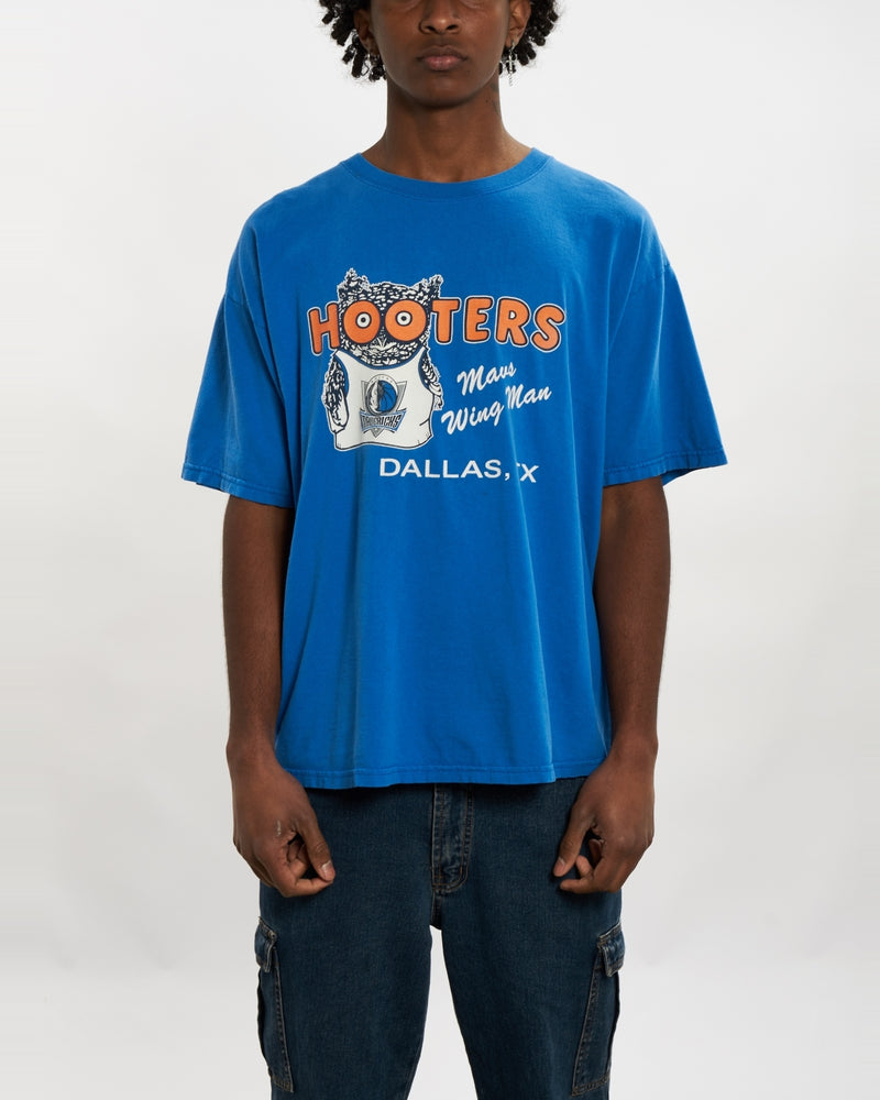 Vintage Hooters Dallas Mavericks Tee  <br>L